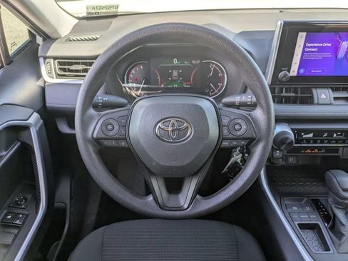 Used 2023 Toyota RAV4 LE FWD image 31