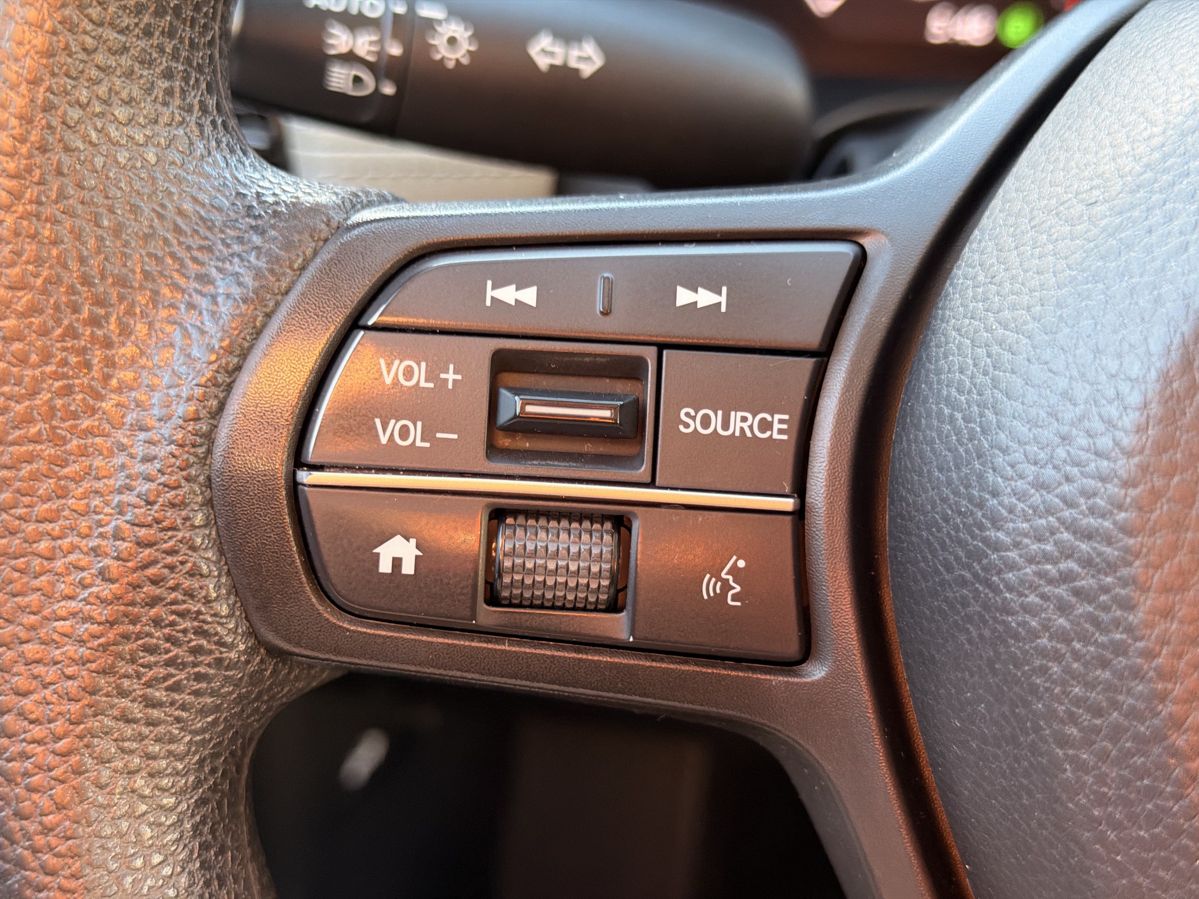 Certified 2023 Honda HR-V LX image 23