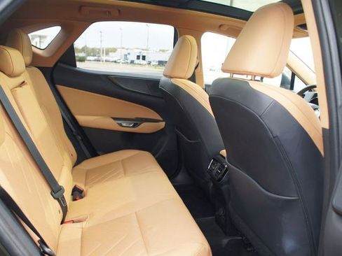 Used 2023 Lexus NX 350h AWD w/ Luxury Package image 21