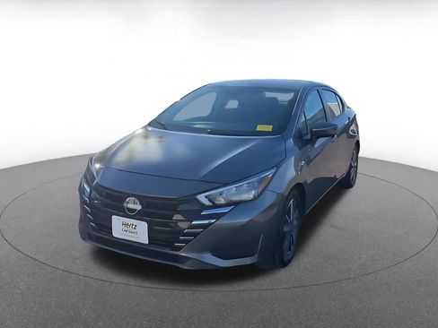 Used 2025 Nissan Versa SV image 7