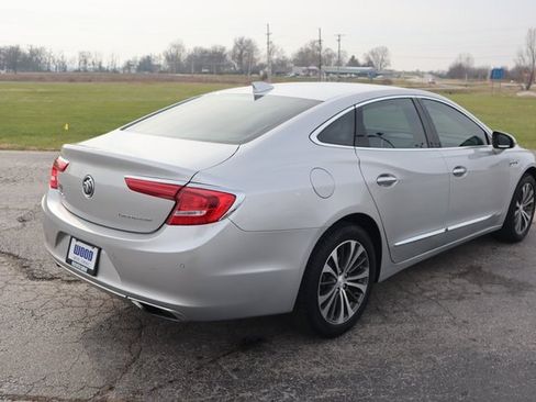 Used 2017 Buick LaCrosse Essence image 19