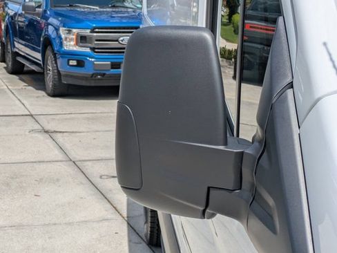 New 2026 Ford Transit 250 148 Medium Roof w/ Load Area Protection Package RWD image 10