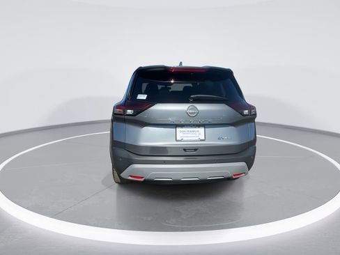 Used 2023 Nissan Rogue SV image 7