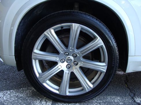 Used 2019 Volvo XC90 T6 Inscription w/ Protection Package image 36