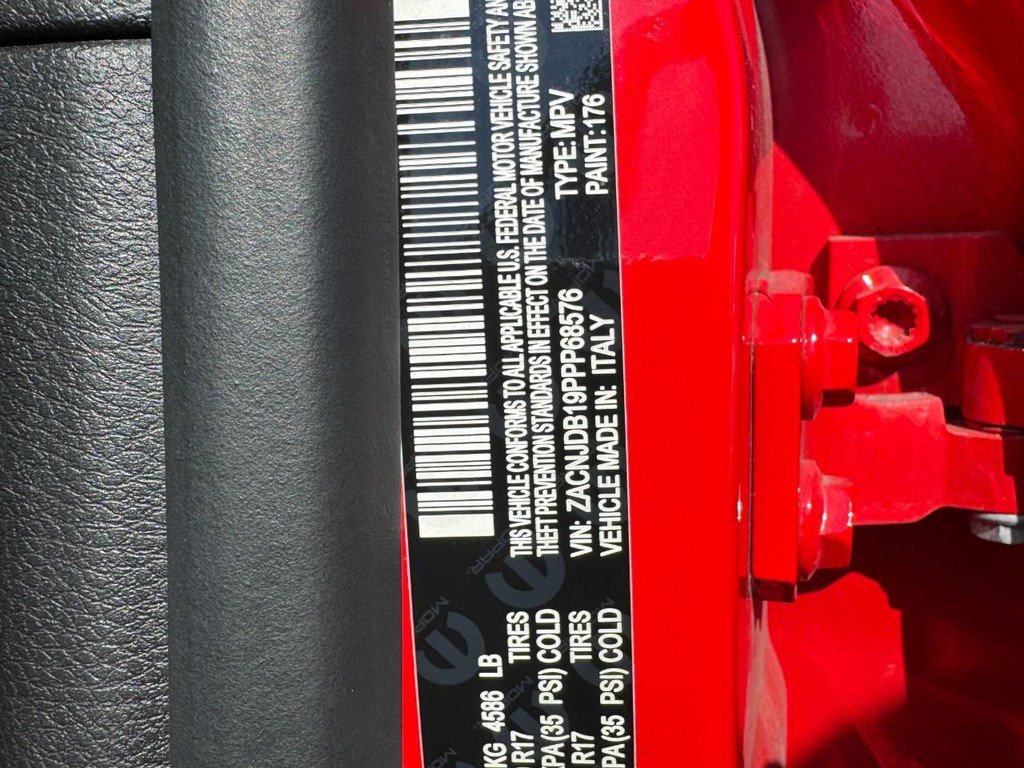 Used 2023 Jeep Renegade Latitude AWD/4WD image 24