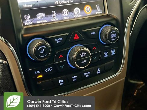 Used 2016 Jeep Grand Cherokee Summit AWD/4WD image 9