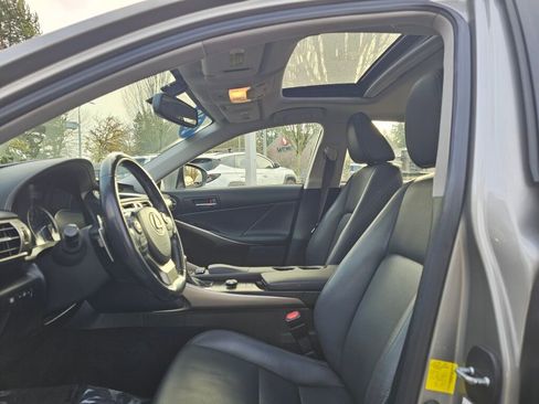 Used 2016 Lexus IS 300 AWD w/ Navigation System Package image 18