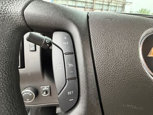 Used 2024 Chevrolet Express 3500 LT w/ LT Preferred Equipment Group RWD image 24