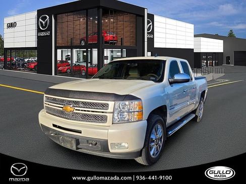 Used 2013 Chevrolet Silverado 1500 LTZ w/ LTZ White Diamond Edition RWD image 1