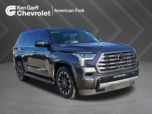 Used 2023 Toyota Sequoia SR5 image 1