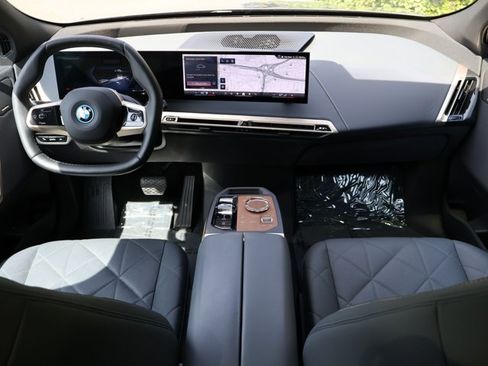 Certified 2024 BMW iX xDrive50 w/ Premium Package AWD/4WD image 25