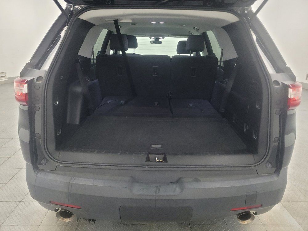 Used 2020 Chevrolet Traverse LS FWD image 29