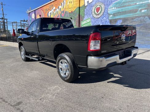 Certified 2022 RAM 3500 Tradesman image 3