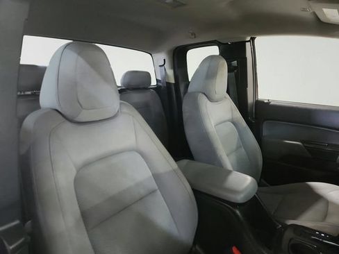 Used 2017 Chevrolet Colorado W/T w/ WT Convenience Package AWD/4WD image 22