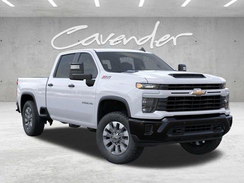 New 2026 Chevrolet Silverado 2500 Custom w/ Custom Value Package AWD/4WD image 7