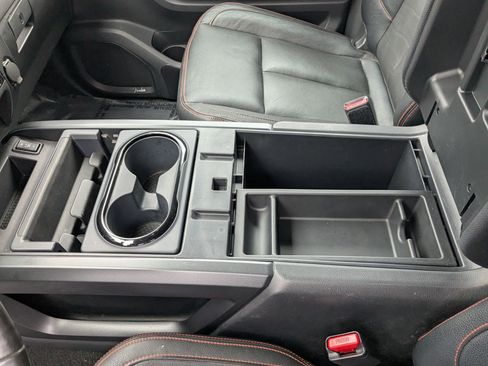 Used 2021 Nissan Titan PRO-4X w/ Pro-4x Convenience Package image 29