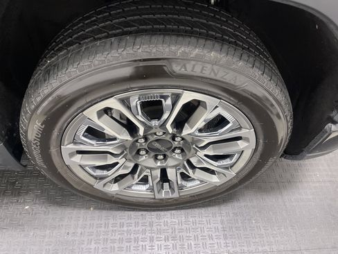 Used 2024 GMC Sierra 1500 Denali Ultimate AWD/4WD image 26