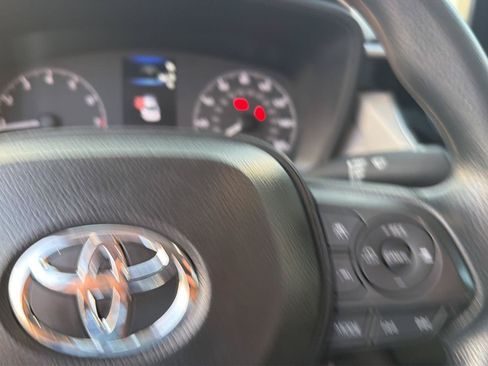 Certified 2025 Toyota Corolla LE w/ Convenience Package FWD image 21