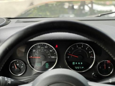Used 2016 Jeep Wrangler Sport AWD/4WD image 24
