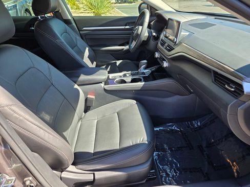 Certified 2022 Nissan Altima 2.5 SL FWD image 19