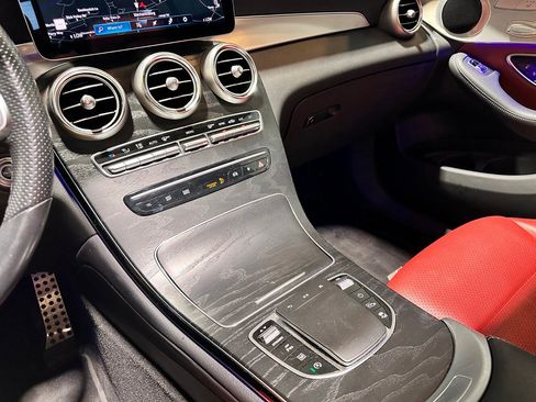 Certified 2022 Mercedes-Benz GLC 300 4MATIC image 12