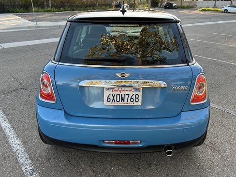 Used 2013 MINI Cooper Hardtop image 16