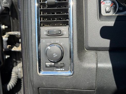 Used 2014 RAM 2500 Laramie AWD/4WD image 19
