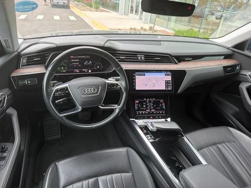 Used 2019 Audi e-tron Premium Plus AWD/4WD image 9