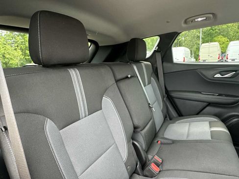 Certified 2024 Chevrolet Blazer LT w/ Convenience Package FWD image 22