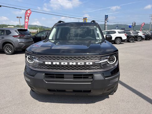 Used 2025 Ford Bronco Sport Big Bend AWD/4WD image 2