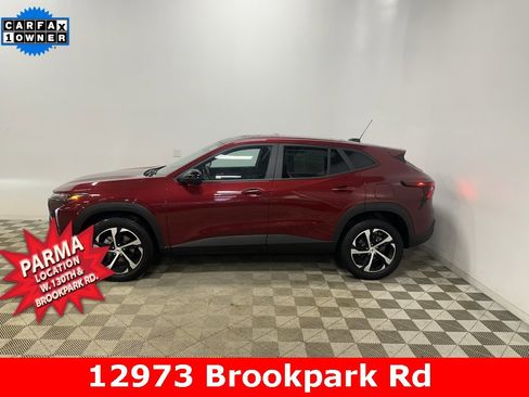 Certified 2025 Chevrolet Trax RS w/ Sunroof Package image 6