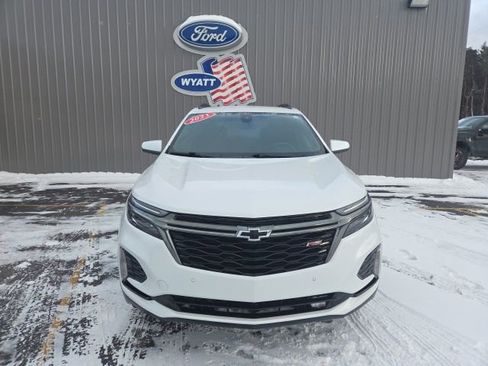 Used 2023 Chevrolet Equinox RS w/ LPO, Floor Liner Package image 2