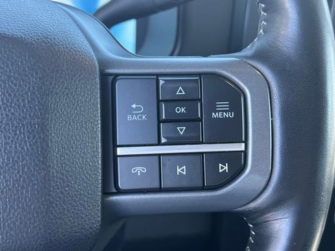 Used 2024 Ford F250 Lariat AWD/4WD image 32