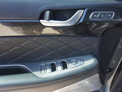 Used 2022 Hyundai Palisade Calligraphy FWD image 4