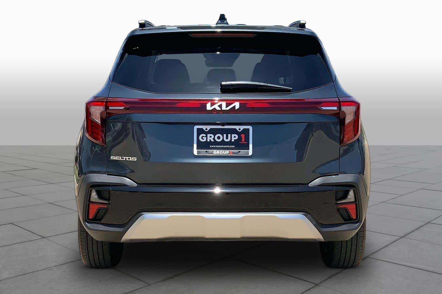 Certified 2026 Kia Seltos EX w/ EX Sunroof Package FWD image 5