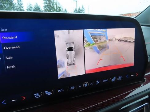 Used 2025 Chevrolet Traverse RS w/ LPO, Floor Liner Package image 33