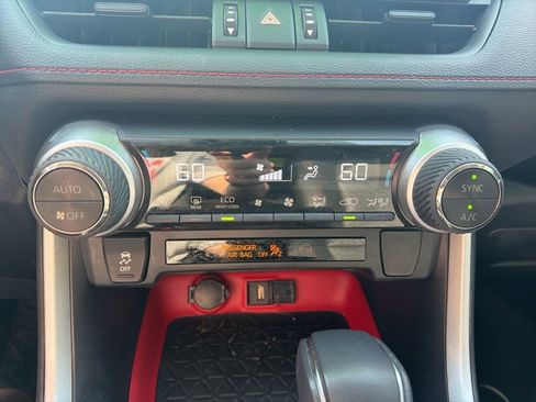 Used 2021 Toyota RAV4 TRD Off-Road AWD/4WD image 12