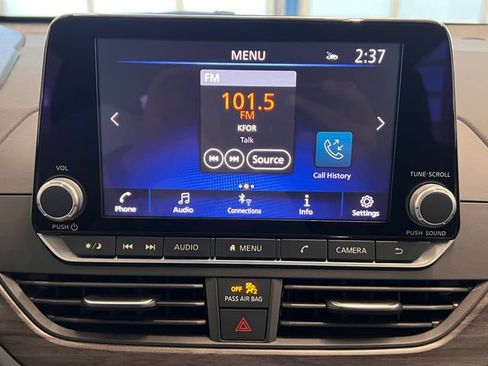 Used 2025 Nissan Altima 2.5 SV FWD image 20