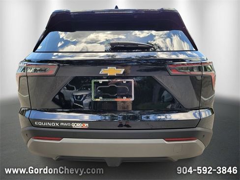 New 2026 Chevrolet Equinox LT image 5