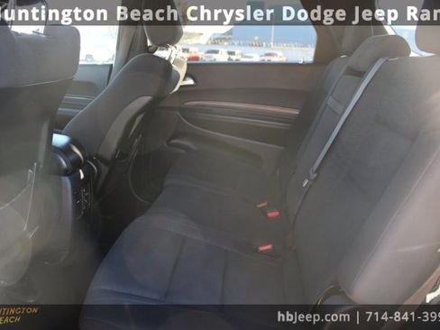 Used 2023 Dodge Durango SXT image 38