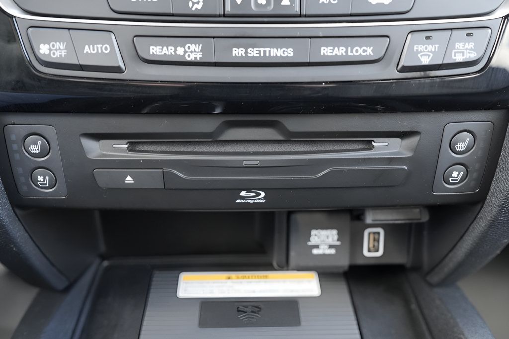 Used 2022 Honda Pilot Elite image 39