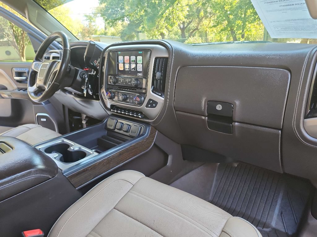Used 2017 GMC Sierra 2500 Denali w/ Duramax Plus Package AWD/4WD image 39