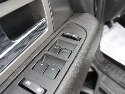 Used 2014 Ford F150 FX4 w/ Equipment Group 402A Luxury image 14