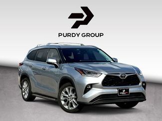 Used 2021 Toyota Highlander Limited video 1