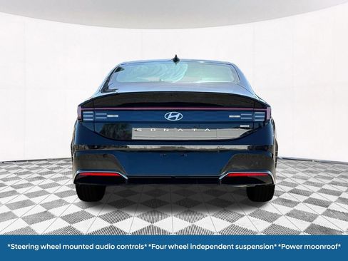 New 2025 Hyundai Sonata Limited image 11