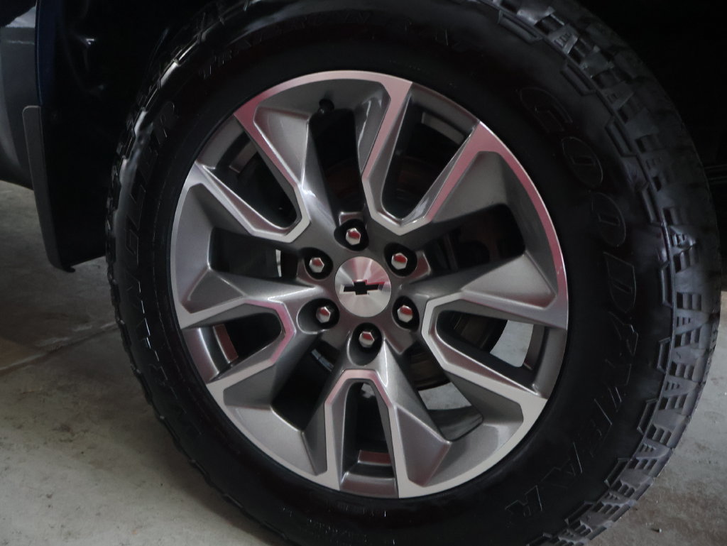 Used 2020 Chevrolet Silverado 1500 RST w/ Z71 Off-Road Package AWD/4WD image 32