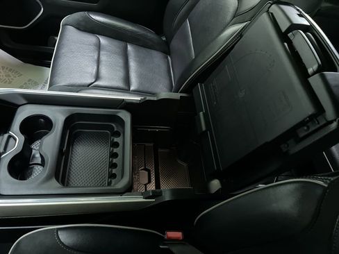 Used 2019 RAM 1500 Laramie w/ Sport Appearance Package AWD/4WD image 26