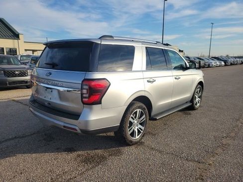 Used 2024 Ford Expedition Limited image 25
