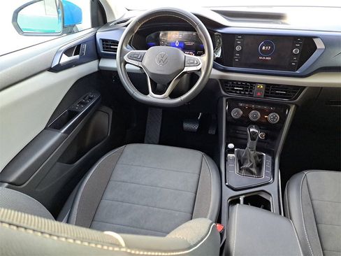 Used 2023 Volkswagen Taos SE image 10