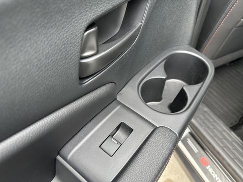 Used 2022 Honda Pilot TrailSport image 40